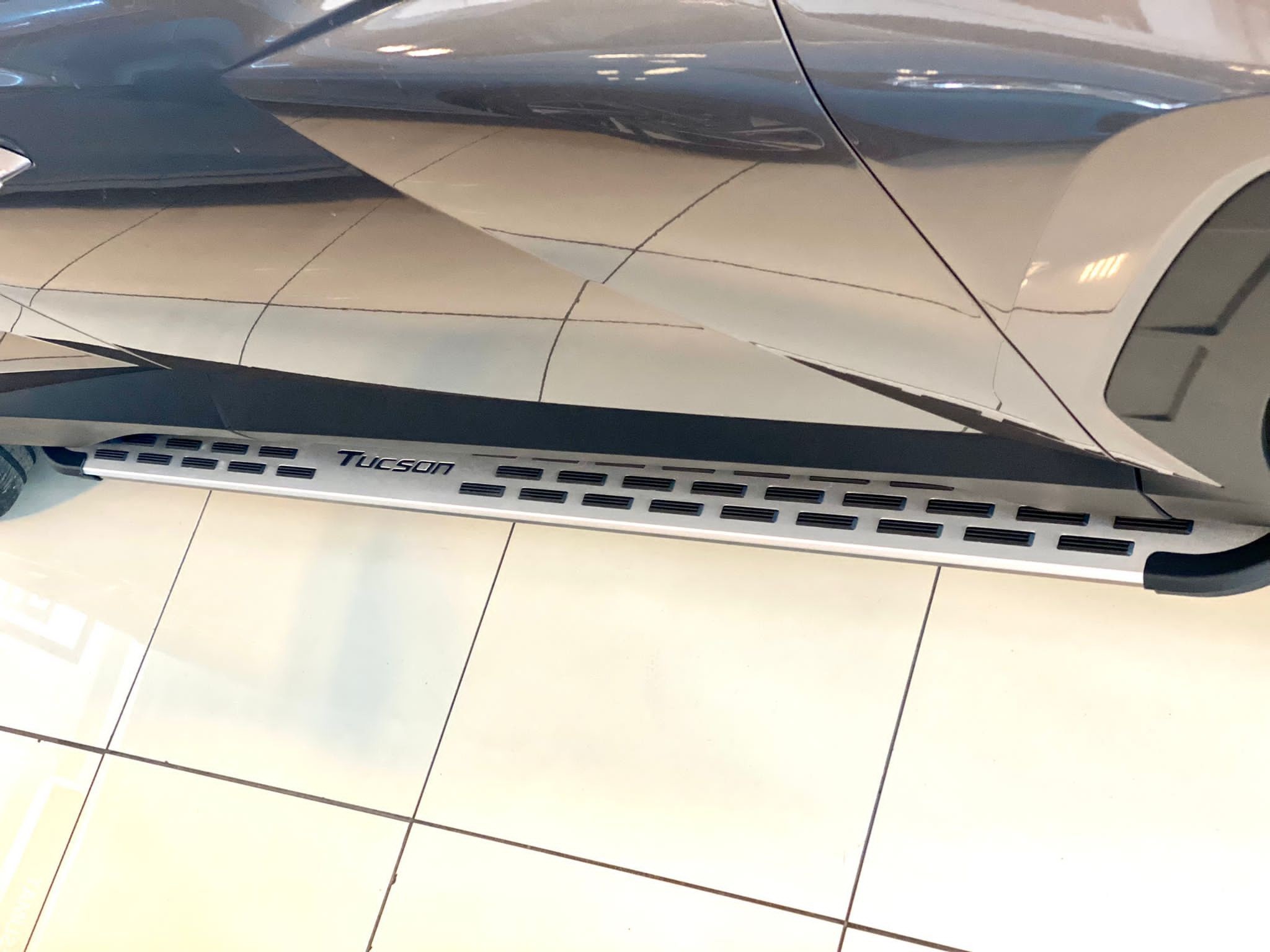 Hyundai Tucson Yan Basamak